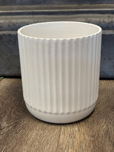 Load image into Gallery viewer, CERAMIC POTS