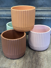 Load image into Gallery viewer, CERAMIC POTS